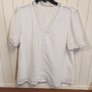 V Neck Short Sleeve White Lace Blouse - Medium
